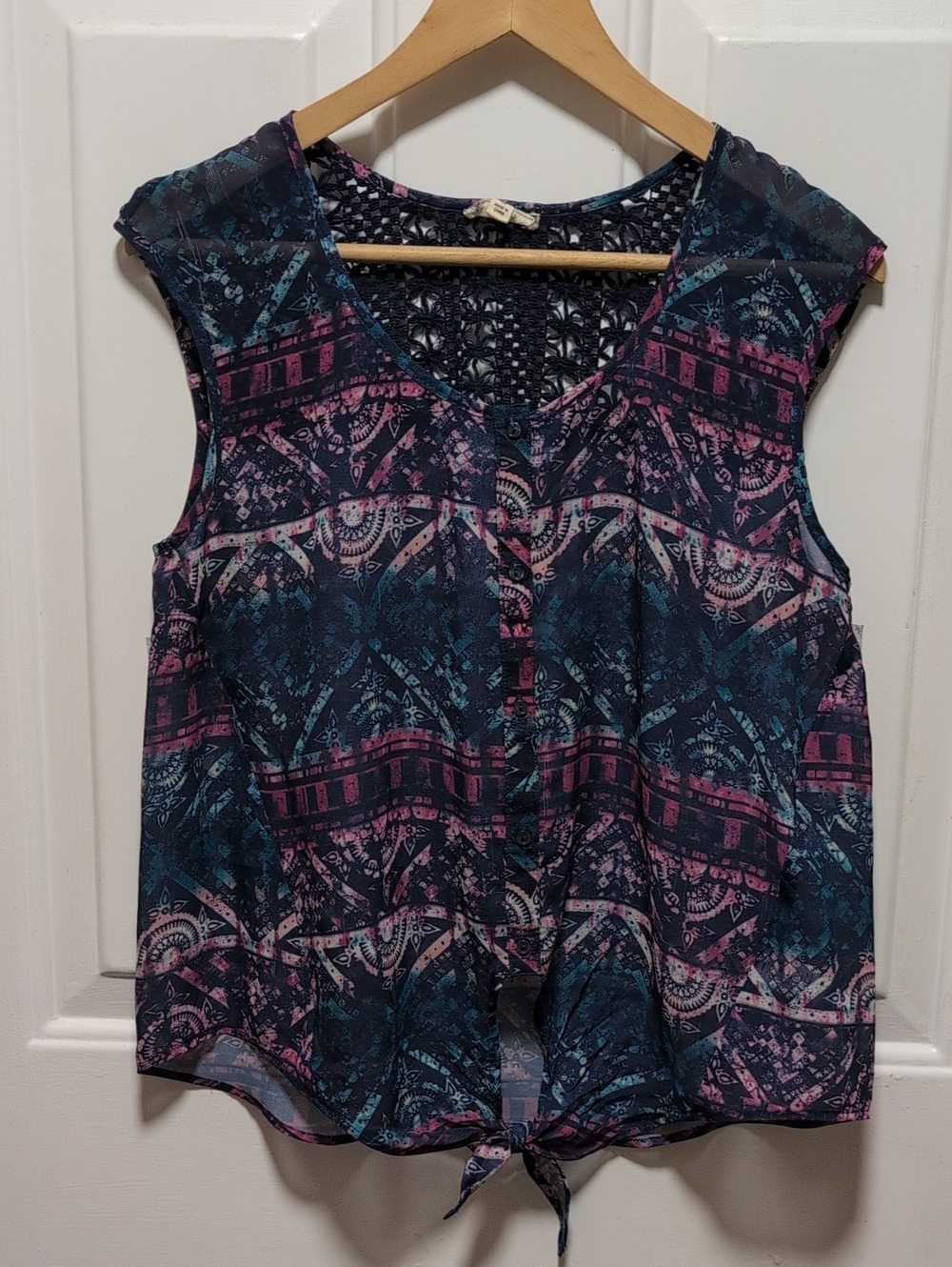 Eyeshadow Navy & Pink Printed Tie-Front Cami